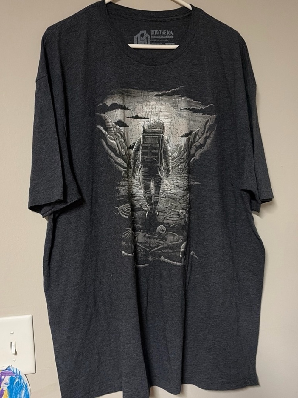 Into the AM Lost Remains 3XL Space Walker Rave Tee EUC High Quality Brand
